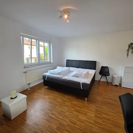 Balkon, Festungsblick - Stadtnahe Apartmán